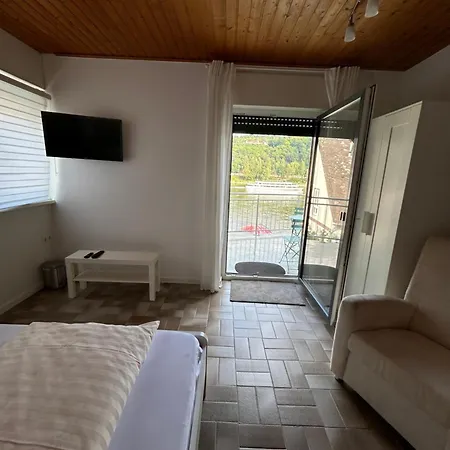 بيت للعطل Haus Rheinterrasse *