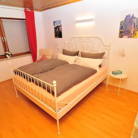 بيت للعطل Haus Rheinterrasse