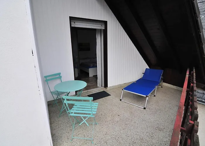 Haus Rheinterrasse بيت للعطل